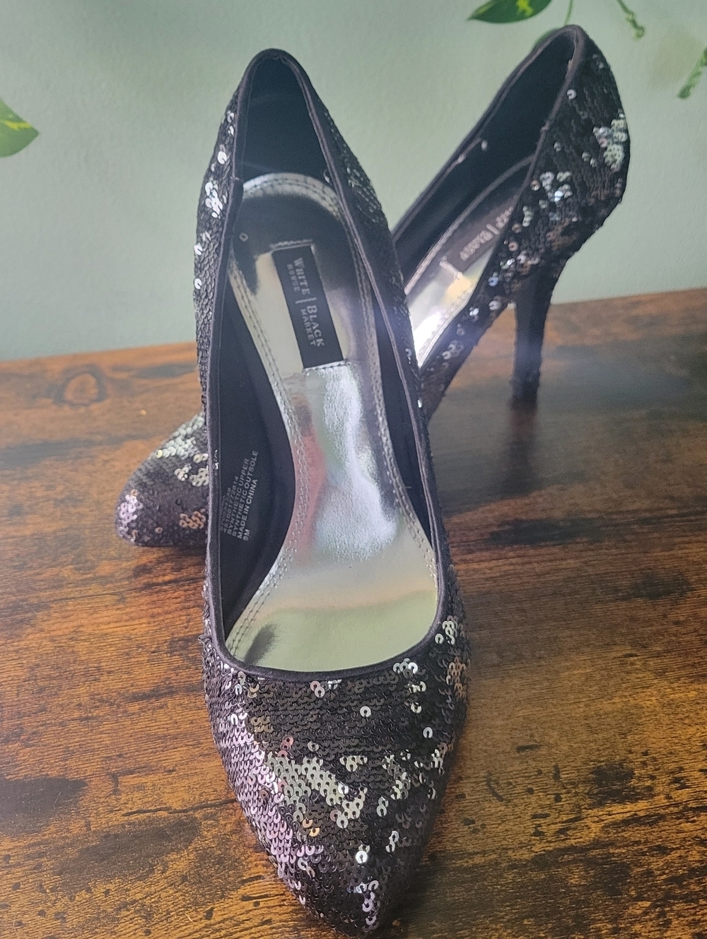 White House Black Market Athena Heels 9 Coquette Glam Sequin Pump
